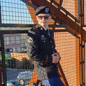 Meet your Posher, Matthew